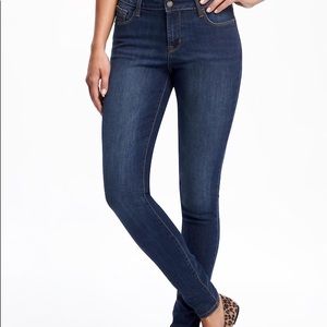 BRAND NEW Old Navy Mid-Rise Super Skinny Jeans